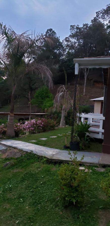 فيلا Casa Grande Da Montanha - Sitio Pasangas Santo Antônio do Pinhal المظهر الخارجي الصورة