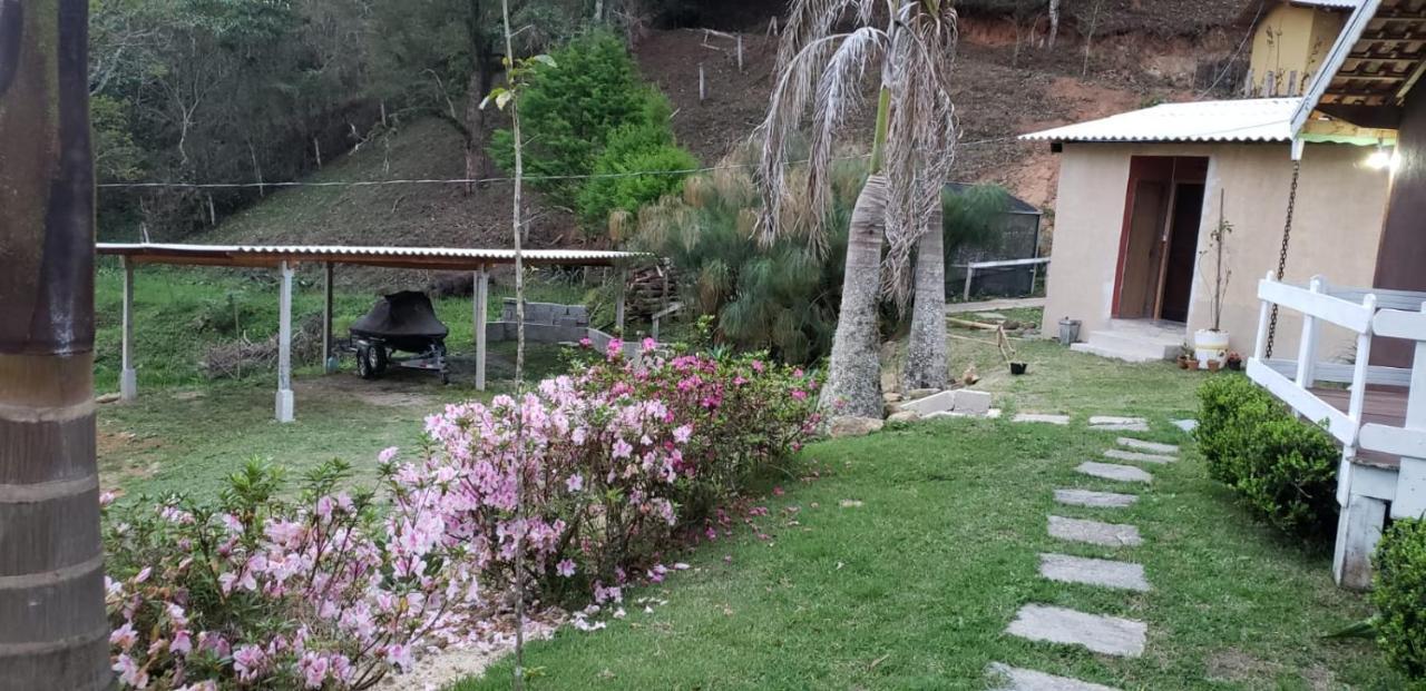 فيلا Casa Grande Da Montanha - Sitio Pasangas Santo Antônio do Pinhal المظهر الخارجي الصورة